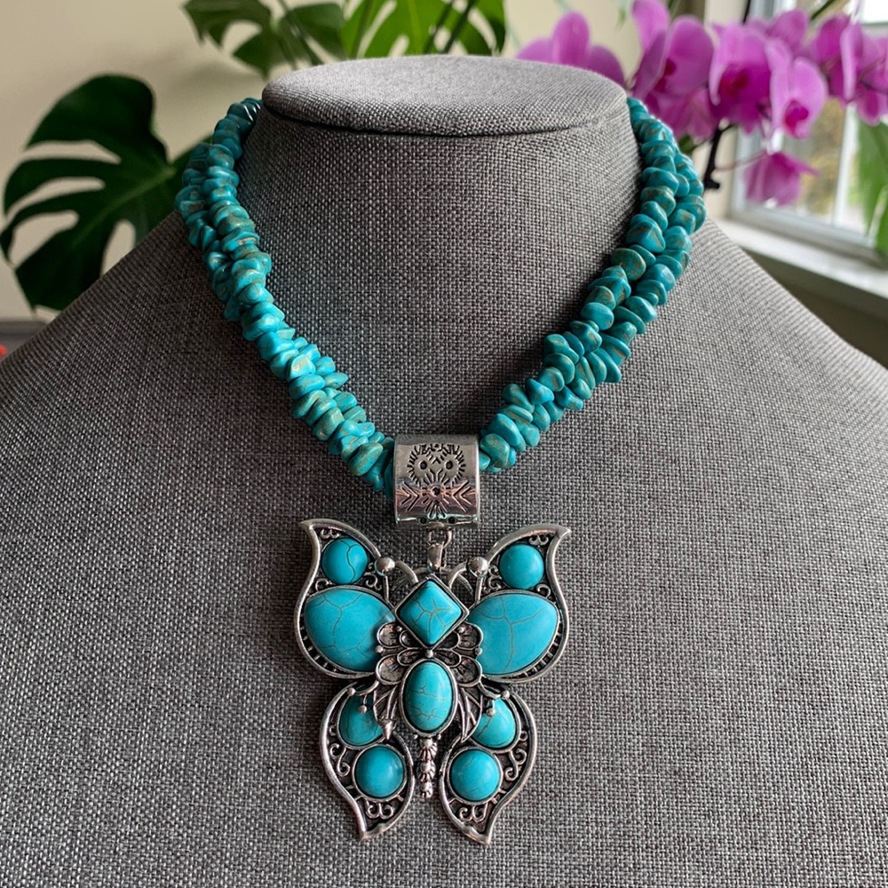 Western statement necklace new